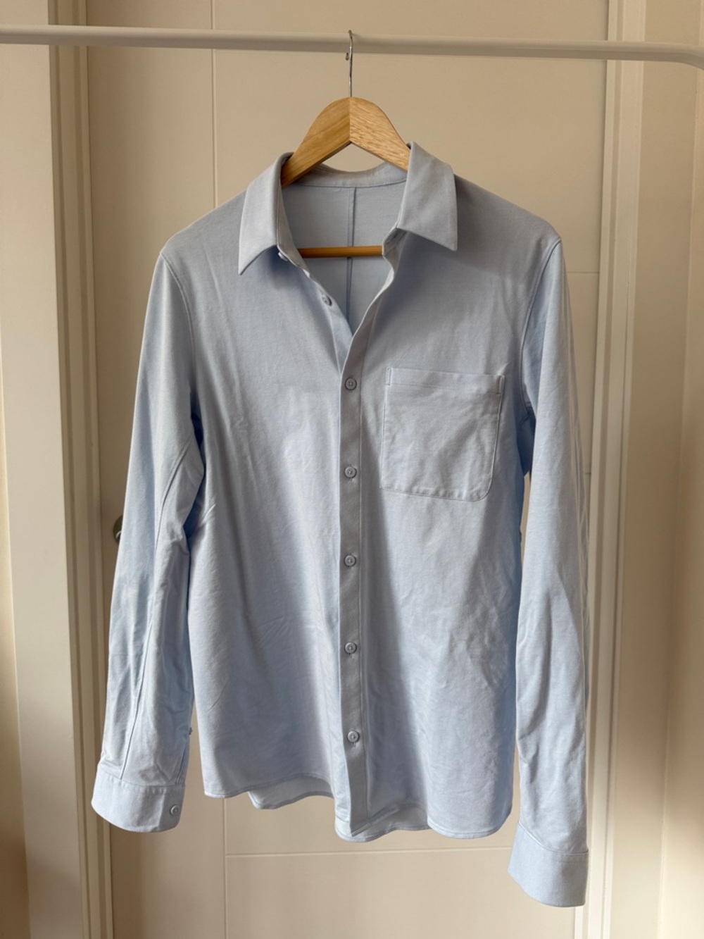 Lululemon Commission Button Down - Medium